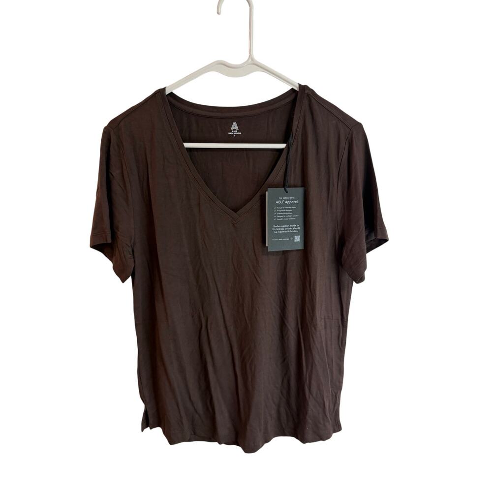 Able Apparel NWT Meghan Drapey V-Neck Tee Sepia Brown Sz S Women’s Top